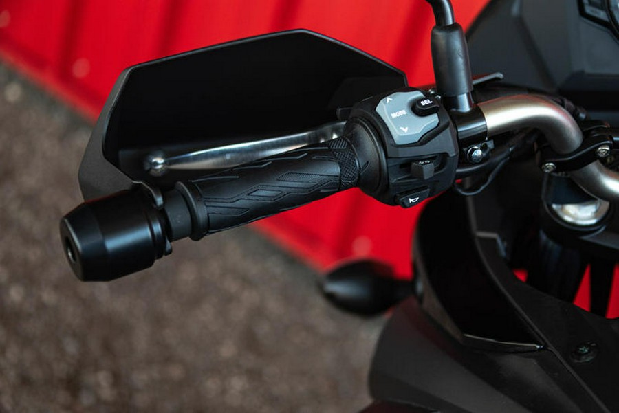 2025 Suzuki V-Strom 650XT Adventure