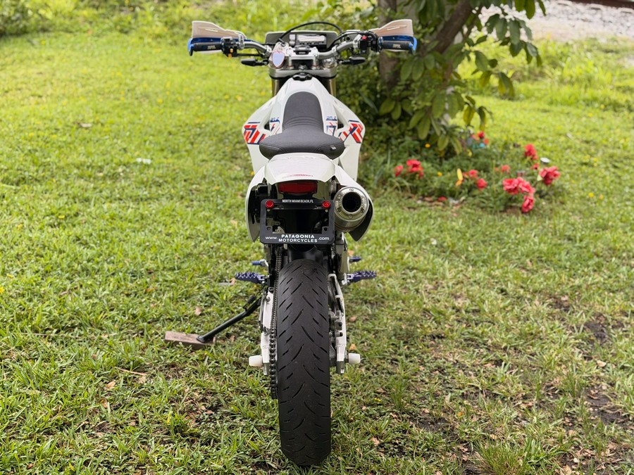 2023 Suzuki Motor of America Inc. DR-Z400SM