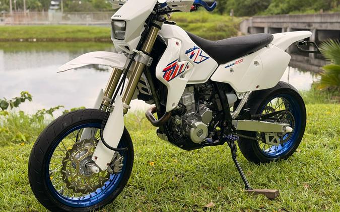 2023 Suzuki Motor of America Inc. DR-Z400SM