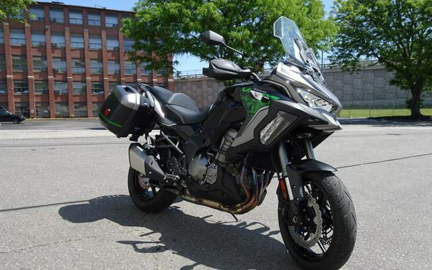 2022 Kawasaki Versys 1000 SE LT+