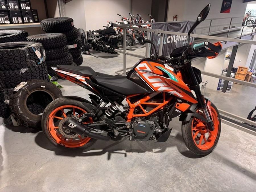 2022 KTM 390 Duke
