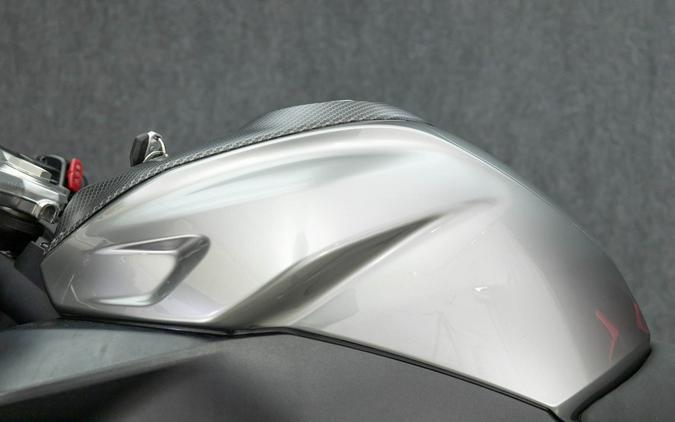 2025 CFMOTO 300SS W/ABS