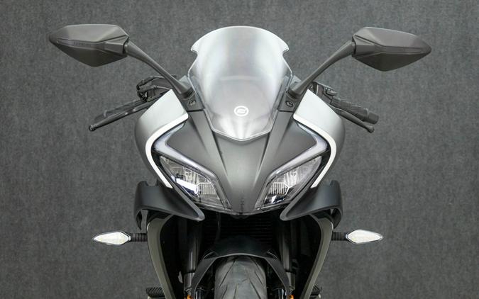 2025 CFMOTO 300SS W/ABS