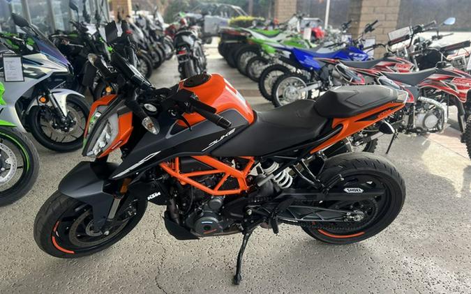 2023 KTM 390 Duke