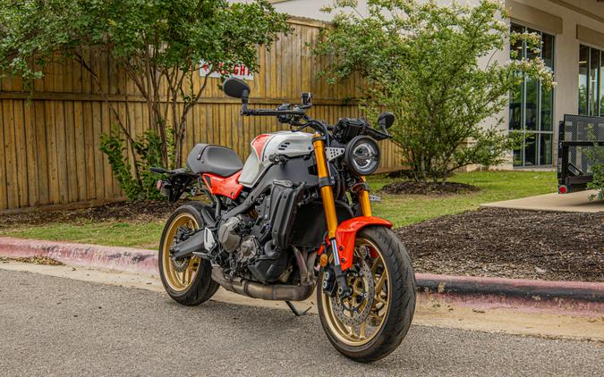 2024 YAMAHA XSR900