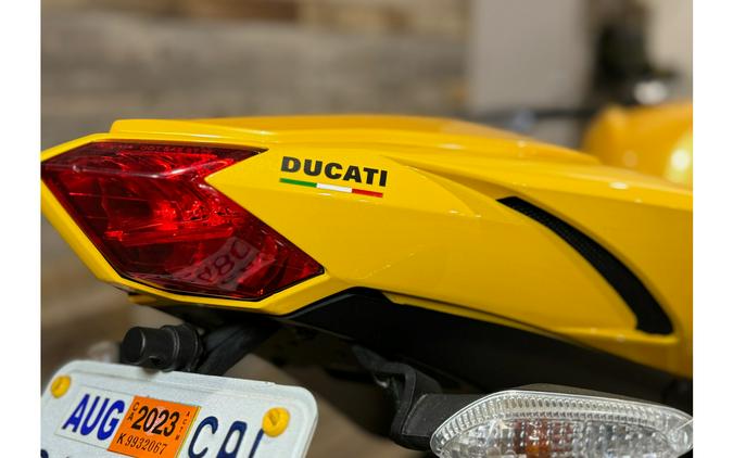 2012 Ducati STREETFIGHTER