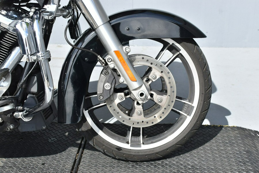 2017 Harley-Davidson Road Glide Special