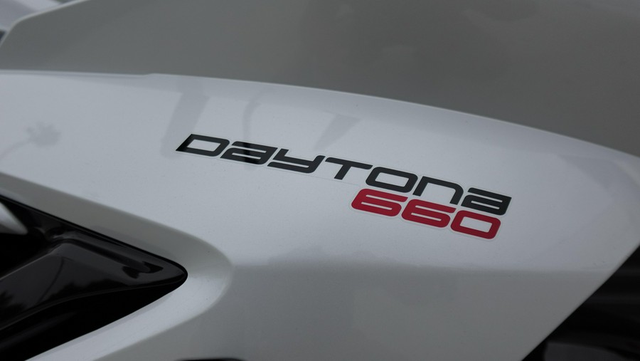 2025 Triumph Daytona 660