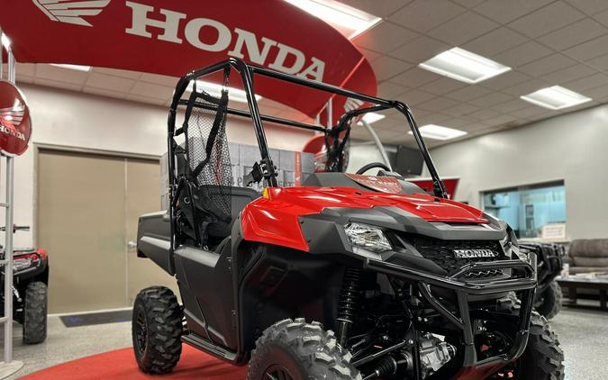 2026 Honda Pioneer 700 Deluxe