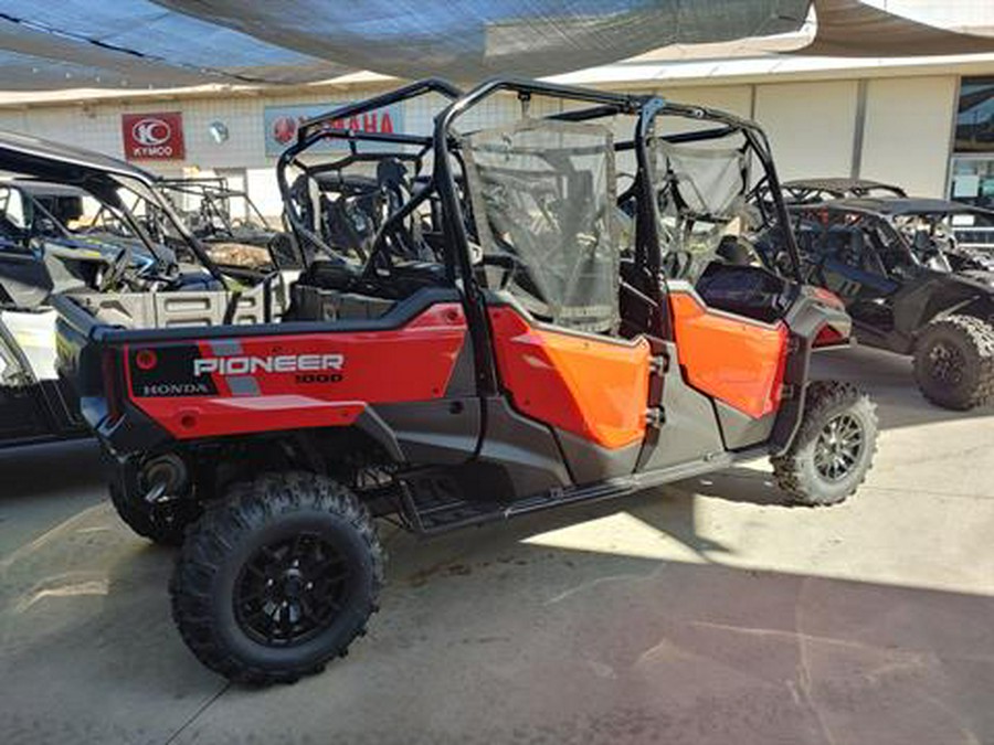 2023 Honda Pioneer 1000-6 Deluxe Crew