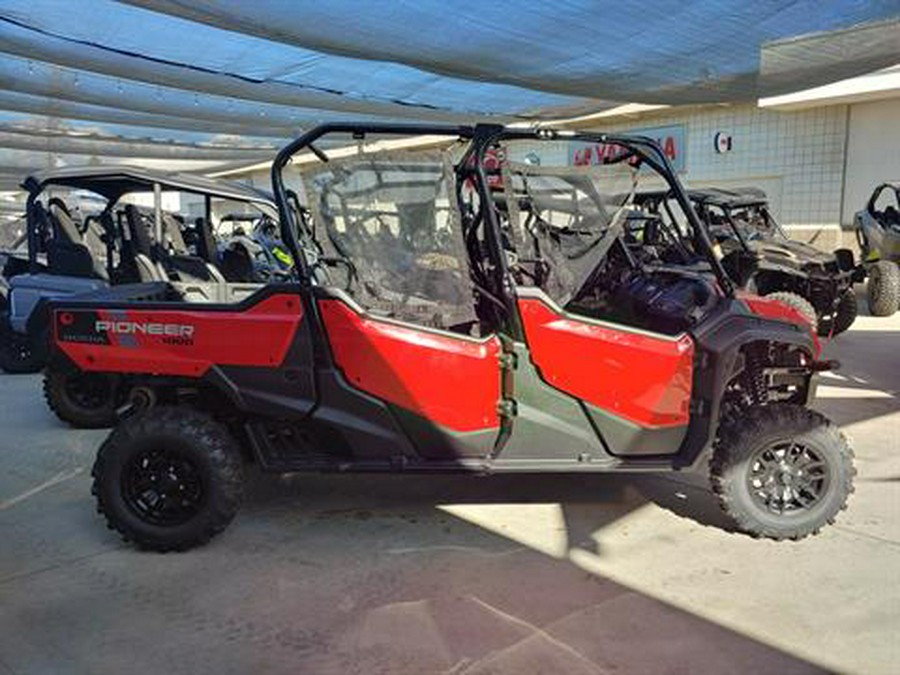 2023 Honda Pioneer 1000-6 Deluxe Crew