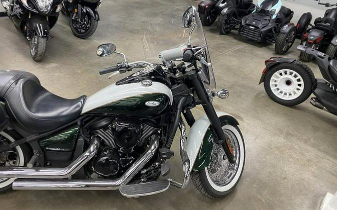 2022 Kawasaki Vulcan® 900 Classic