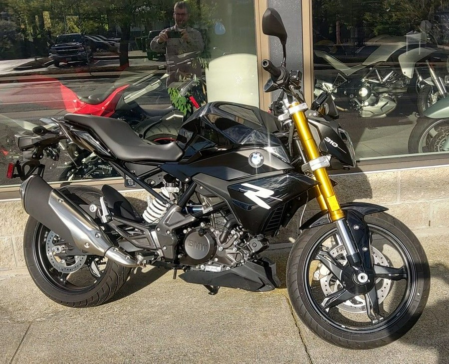 2023 BMW G 310 R Triple Black