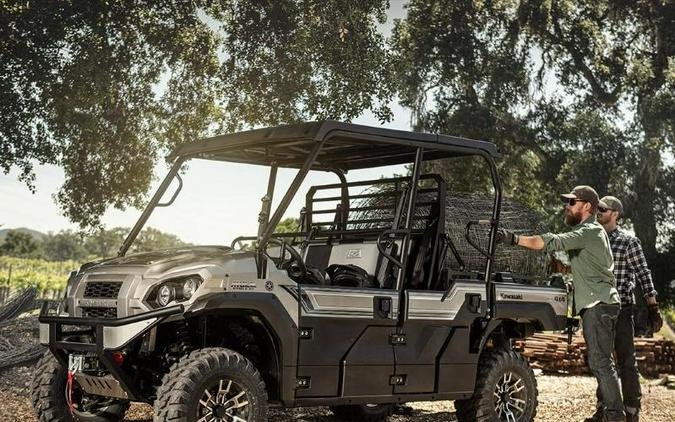2020 Kawasaki Mule Pro-FXT™ Ranch Edition Metallic Phantom Silver