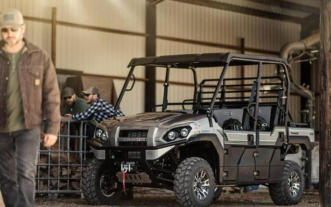 2020 Kawasaki Mule Pro-FXT™ Ranch Edition Metallic Phantom Silver