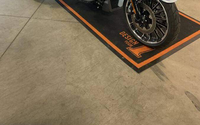 2024 Harley-Davidson® Road Glide 3 FLTRT
