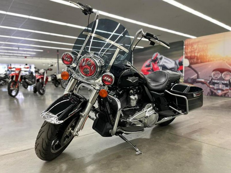 2017 Harley-Davidson® FLHR - Road King®