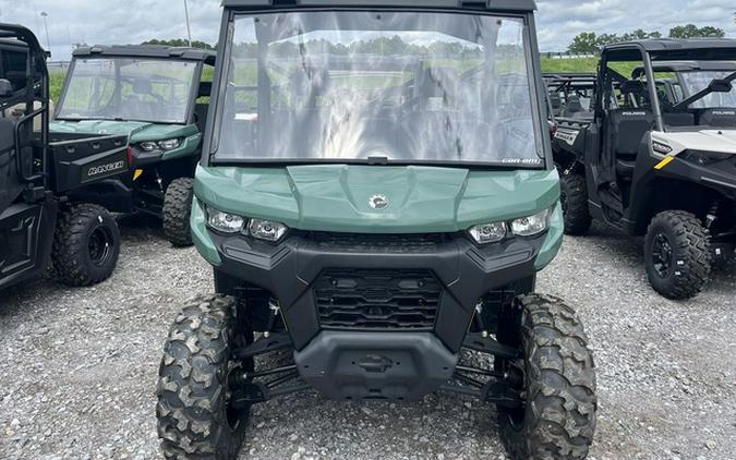 2025 Can-Am Defender HD7