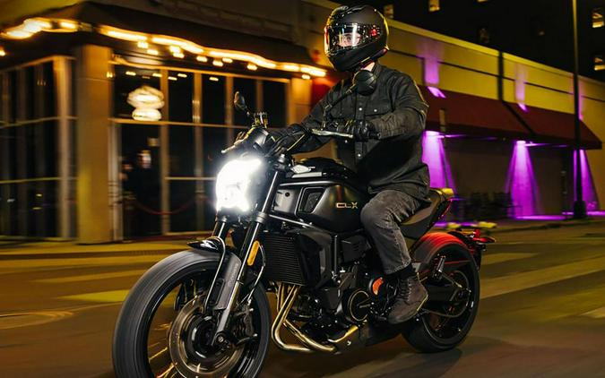 2023 CFMOTO 700CL-X