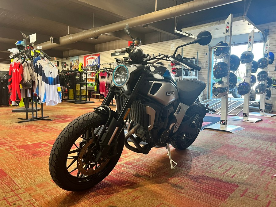 2023 CFMOTO 700CL-X