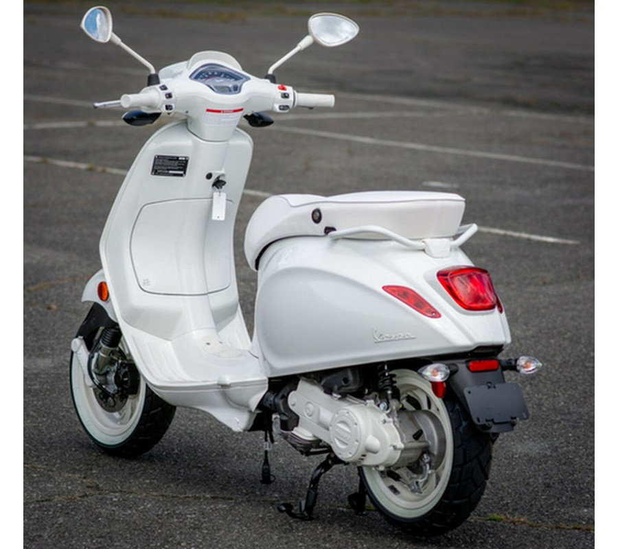 2022 Vespa SPRINT50BIEBER-22