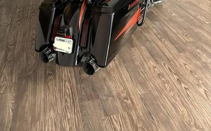 2017 Harley-Davidson® FLHXSE - CVO™ Street Glide®