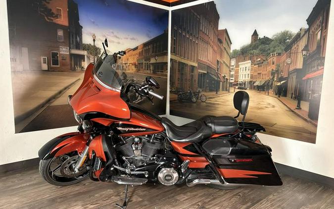 2017 Harley-Davidson® FLHXSE - CVO™ Street Glide®