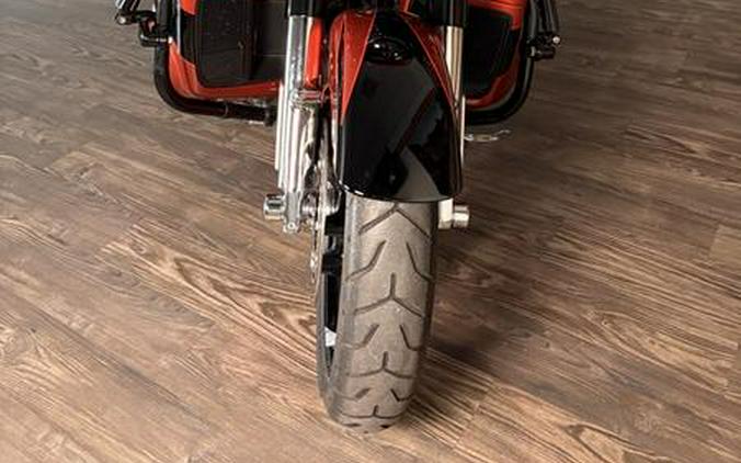 2017 Harley-Davidson® FLHXSE - CVO™ Street Glide®