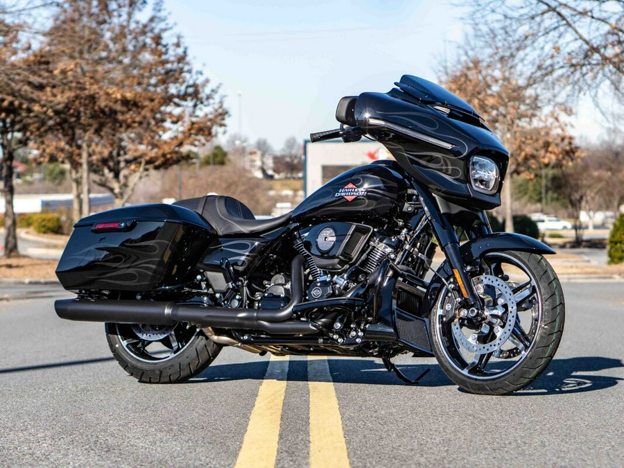 FLHX 2025 Street Glide™