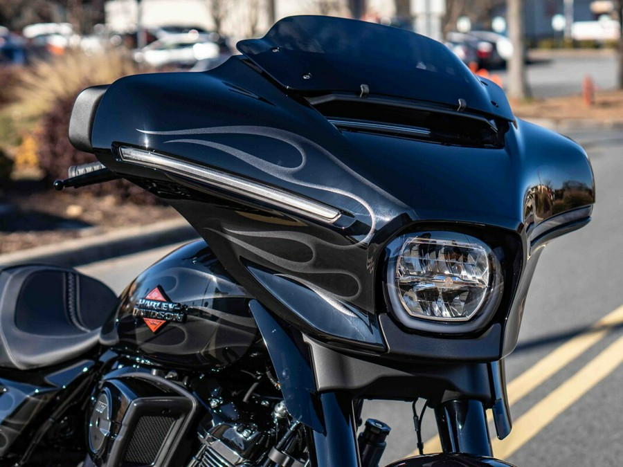 FLHX 2025 Street Glide™