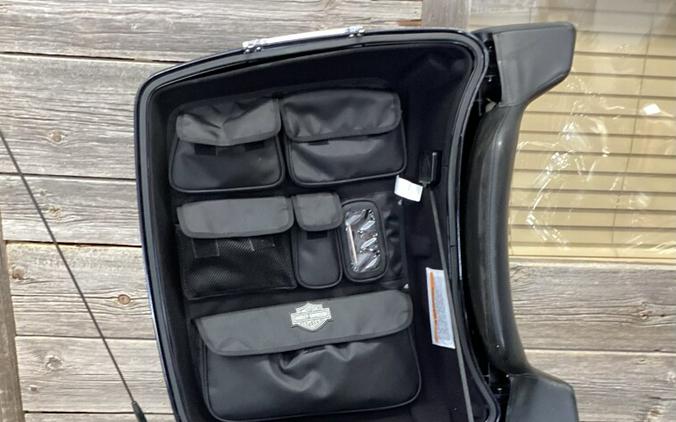 2025 Harley-Davidson® Tri Glide® Ultra Mystic Shift - Black Finish