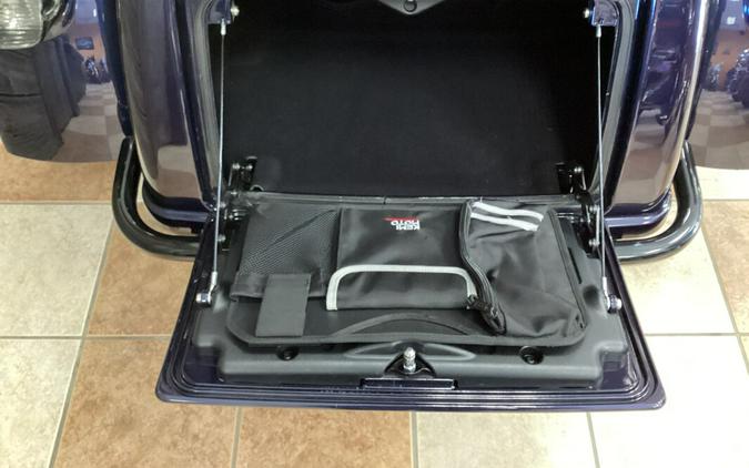 2025 Harley-Davidson® Tri Glide® Ultra Mystic Shift - Black Finish