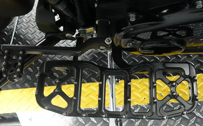 2019 Harley-Davidson Road Glide Special Industrial Gray Denim