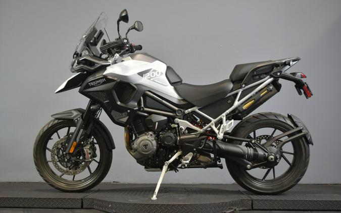 2023 Tiger 1200 Gt Pro Matte Storm Grey / Matte Ironstone