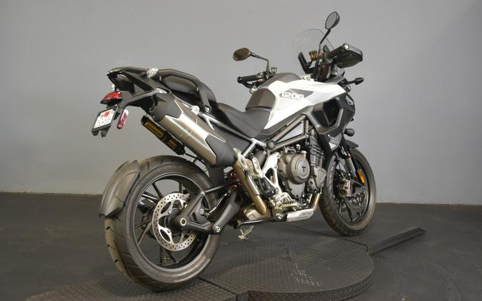 2023 Tiger 1200 Gt Pro Matte Storm Grey / Matte Ironstone