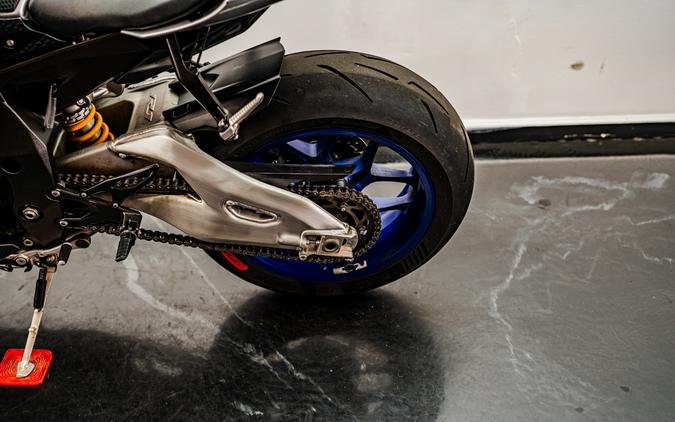 2015 Yamaha Motor Corp., USA YZF-R1M