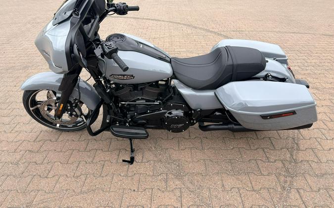 FLHX 2026 Street Glide®