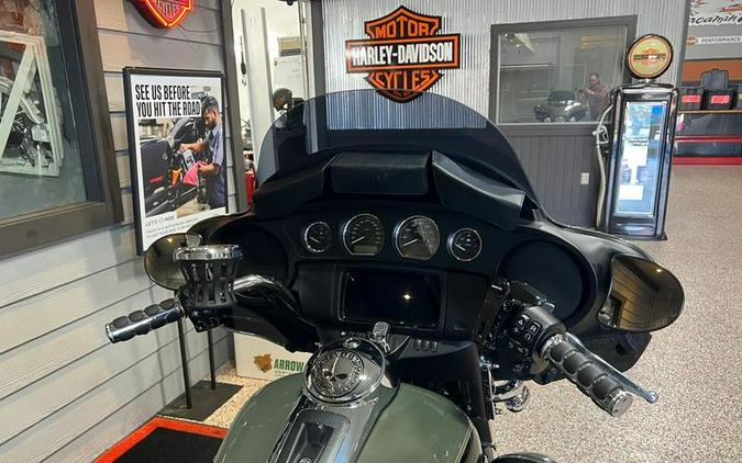 2021 Harley-Davidson® FLHTCUTG - Tri Glide® Ultra
