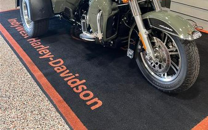 2021 Harley-Davidson® FLHTCUTG - Tri Glide® Ultra