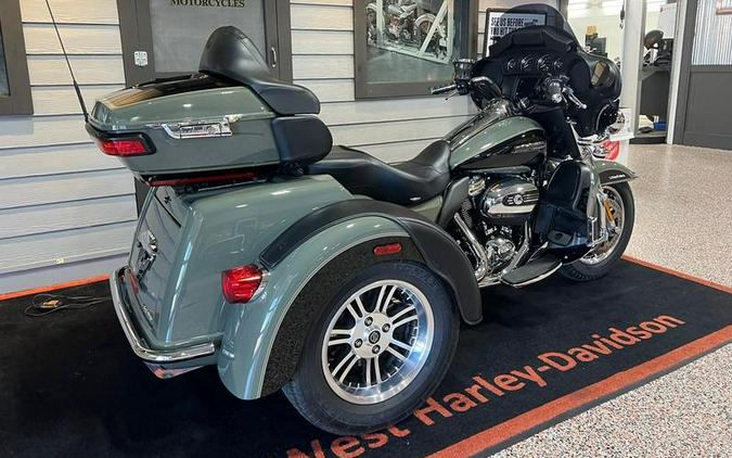 2021 Harley-Davidson® FLHTCUTG - Tri Glide® Ultra