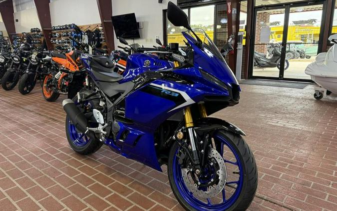 2025 Yamaha YZF-R3