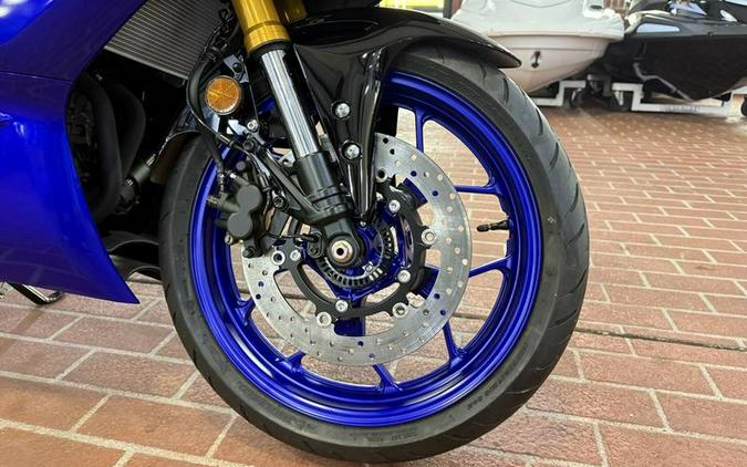 2025 Yamaha YZF-R3