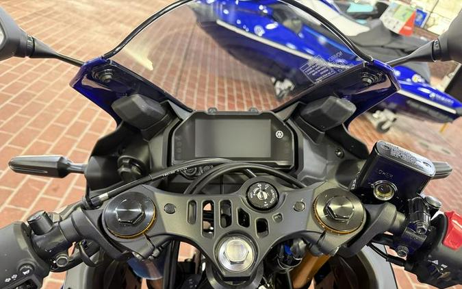 2025 Yamaha YZF-R3