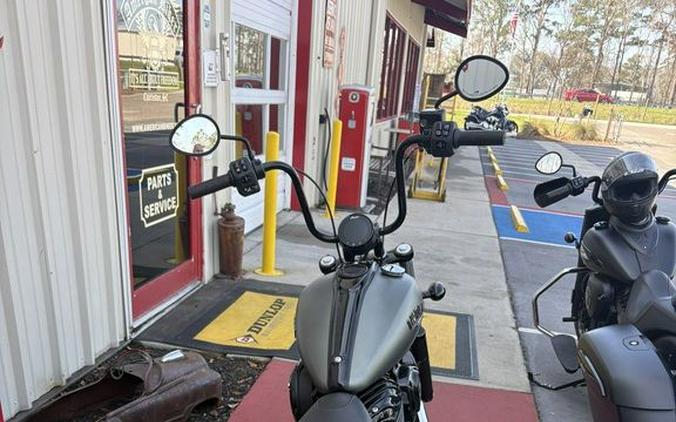 2022 Chief Dark Horse® Alumina Jade Smoke - Indian Motorcycle