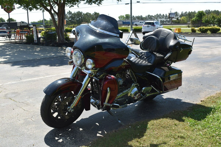 2011 Harley-Davidson® CVO™ Ultra Classic® Electra Glide®