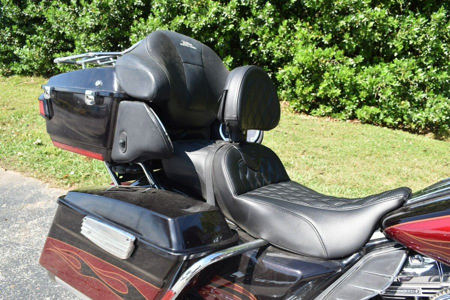 2011 Harley-Davidson® CVO™ Ultra Classic® Electra Glide®