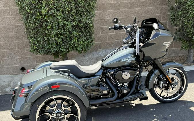 FLTRT 2026 Road Glide 3