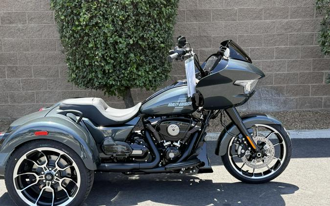 FLTRT 2026 Road Glide 3