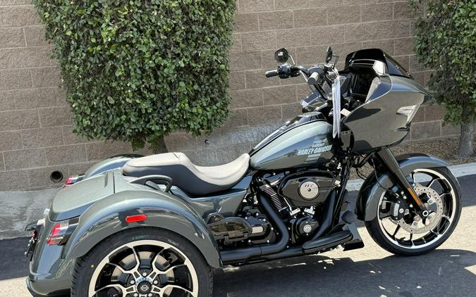 FLTRT 2026 Road Glide 3