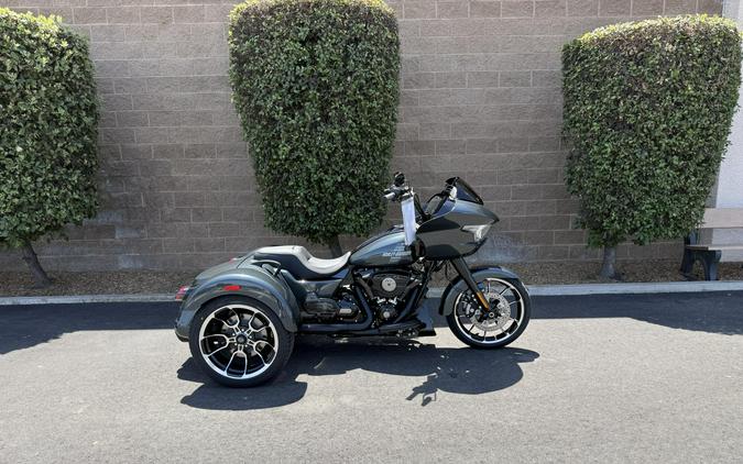 FLTRT 2026 Road Glide 3